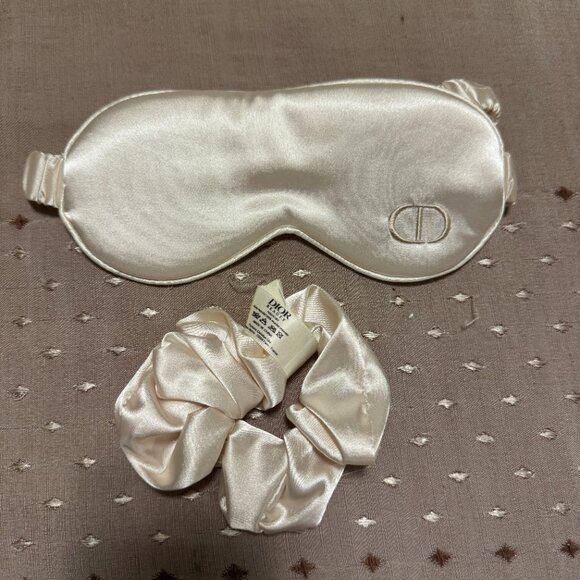 BNIB Dior Beauty Vanity Case Set - Picture 12 of 13